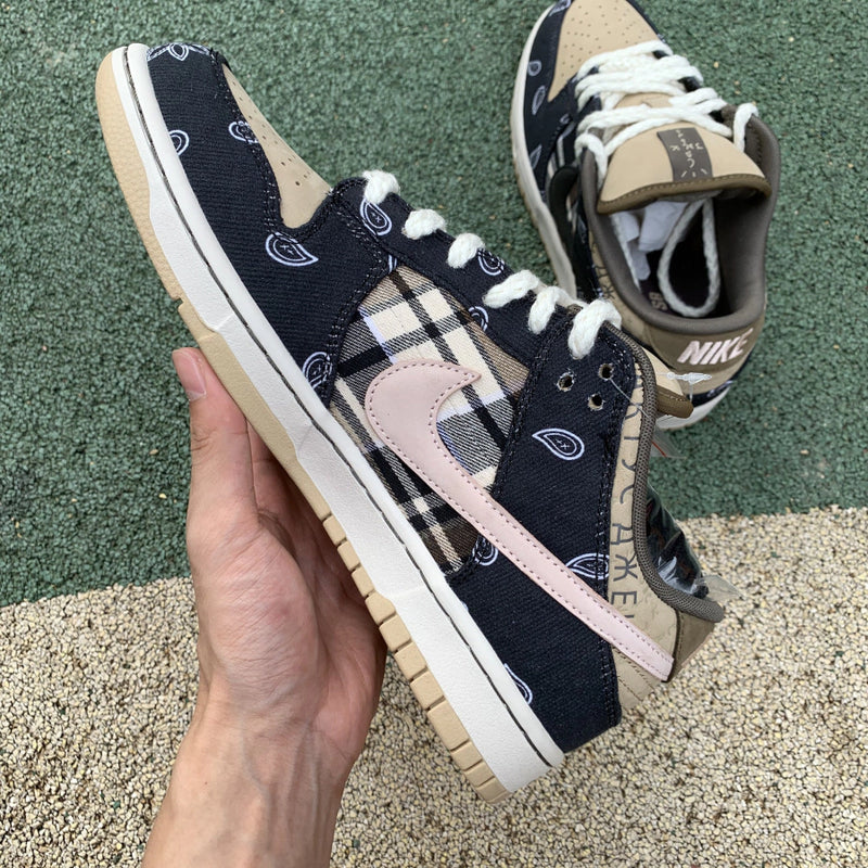 Nike SB Dunk Low x Travis Scott 'Cactus Jack'