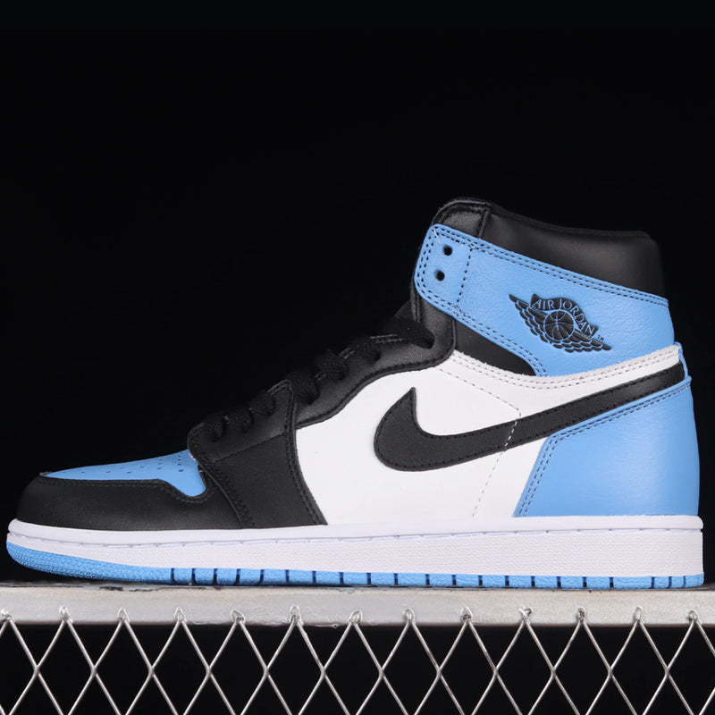 Air Jordan 1 Retro High 'UNC Toe'